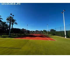 Chalet a la venta con piscina y pista de tenis en Elche, zona Perleta.