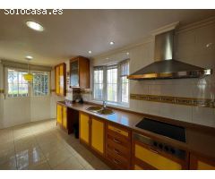Chalet independiente en Bonavista, Elche.