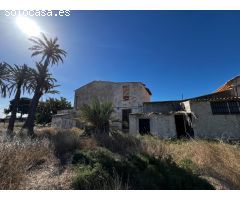 Casa de campo para reformar en la urbanización Torreazul, Elche.