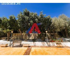 Chalet a la venta en la urbanización Bonavista, Elche.