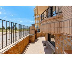 OPORTUNIDAD DE CHALET INDEPENDIENTE EN EL CENTRO DE ALMORADI