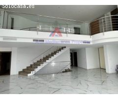 Exclusivo chalet urbano seminuevo en Peña las Águilas.