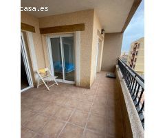 OPORTUNIDAD VIVIENDA CON PLAZA GARAJE Y PISCINA