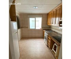 OPORTUNIDAD VIVIENDA CON PLAZA GARAJE Y PISCINA