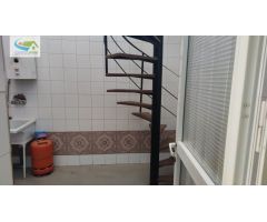 ATICO CON BAJO COMERCIAL CON TERRAZA DE UNOS 100 M2, CON VISTAS AL PUERTO DE CARTAGENA