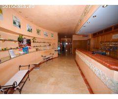 Se alquila estupendo Local comercial en Calle Santander, Alcala de Henares. Madrid