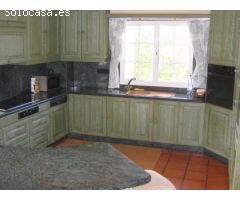 Chalet en Venta en Bergondo, La Coruña