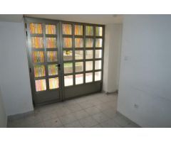 Local Comercial en Alquiler en A Coruña, La Coruña