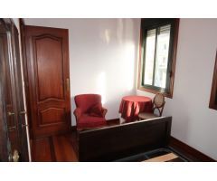 Chalet en Venta en Bergondo, La Coruña