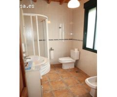Chalet en Venta en Bergondo, La Coruña