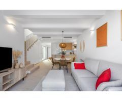ÚNICA Y EXCLUSIVA VIVIENDA CON JARDÍN EN DOLORES
