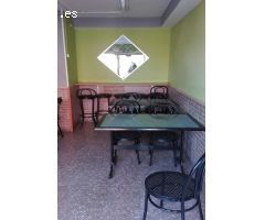 SE ALQUILA CAFETERIA LISTA PARA TRABAJAR