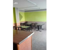 SE ALQUILA CAFETERIA LISTA PARA TRABAJAR