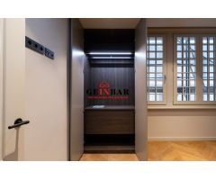 ESPECTACULAR PISO EN PLENA VIA LAIETANA DE 152M2 CON REFORMA DE DISEÑO