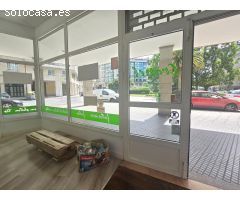 BAJO  COMERCIAL .  MUY  VISIBLE  EN ZONA DE  MUCHO  PASO