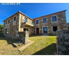 Chalet en Venta en Paderne, A Coruña