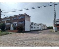 Nave industrial en Venta en Pinseque, Zaragoza