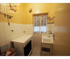 Vivienda de 2 plantas en pleno centro de Tomelloso en calle Socuellamos para reformar, con 275 m2