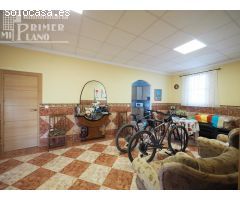 En venta Chalet de 13.934 m2 con 246 m2 construidos, junto a Ctra Villarobledo, por solo 130.000 €.