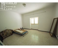Casa en pleno centro de Argamasilla, para reformar o como solar con 723 m2 y 15 m de fachada