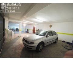 Vivienda en venta en calle Doña Crisanta, con 3 dormitorios, 2 baños, garaje y patio