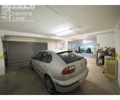 Vivienda en venta en calle Doña Crisanta, con 3 dormitorios, 2 baños, garaje y patio