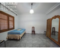 *Vivienda de planta baja en zona centro de Tomelloso con 248m2 de parcela, 4 dormitorios*