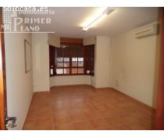 LOCAL COMERCIAL EN CALLE D. VICTOR EN VENTA Y ALQUILER