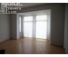 *Edificio comercial en venta en c/Don Victor Peñasco, por 195.000 Euros*