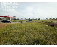 Solar en la zona Poligono 20, con 350 m2 de parcela y 11 metros fachada
