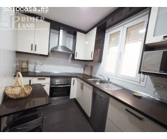 *Vivienda exterior, con ascensor, 3 dormitorios, 2 baños y 2 garajes en c/Don Victor Peñasco*