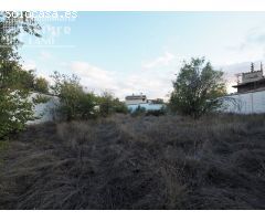 *SOLAR EN ESQUINA, CON 1.530m2 DE SUELO*