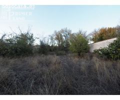 *SOLAR EN ESQUINA, CON 1.530m2 DE SUELO*