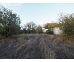 *SOLAR EN ESQUINA, CON 1.530m2 DE SUELO*