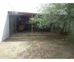 *Solar en la zona centro de Tomelloso, junto a Plaza de Toros, con 275m2 con 930m fachada*