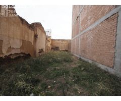 Se vende solar en la zona centro de Tomelloso con 214 m2 y 8,5 metros de fachada