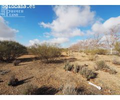 Se vende solar en esquina en el poligono los portales Tomelloso