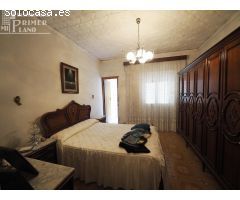Se vende casa de planta baja para reformar con 159 m2 de superficie