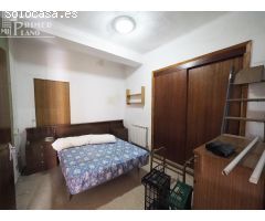 Se vende casa de planta baja para reformar con 138m2 junto a la Avenida Don Antonio Huertas