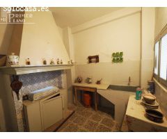 Se vende casa para reformar/tirar junto a la avenida Don Antonio Huertas con 297m2 y 12,5 de fachada