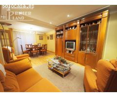 Espectacular vivienda, totalmente amueblada, con patio y garaje, en Juan Carlos I, por 169.000 Euros