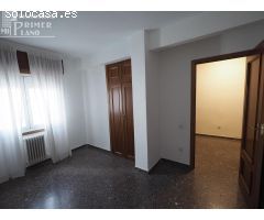 Piso de 3 habitaciones parking y 3 trasteros en pleno centro de Tomelloso