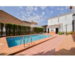 CHALET EN PEDRO RUIZ CPN PISCINA