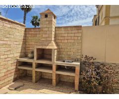 Chalet adosado en zona Carrefour