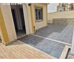 Chalet adosado en zona Carrefour