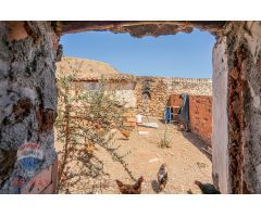 TERRENO EN VALLE NIZA CON CASA.