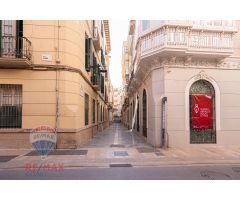 APARTAMENTO EN CENTRO HISTÓRICO CON LICENCIA TURÍSTICA