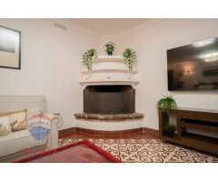 EXCLUSIVA CASA EN CENTRO DE FUENGIROLA