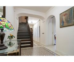 EXCLUSIVA CASA EN CENTRO DE FUENGIROLA