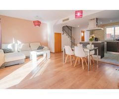 CHALET EN URBANIZACIÓN CERCA DE LA PLAYA DE BENAJARAFE